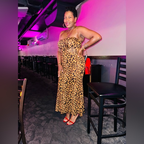 Leopard Tub Dress - Picture 4 of 5